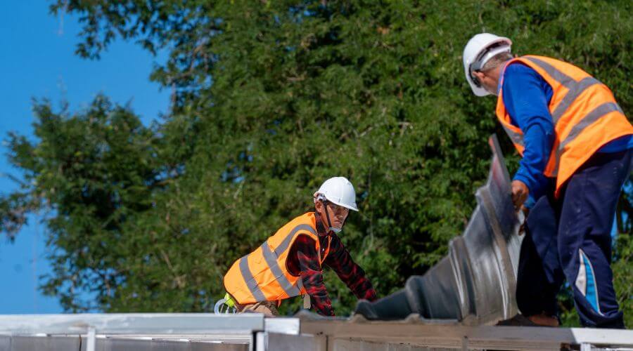 Professional gutter cleaning in Walkerton, VA